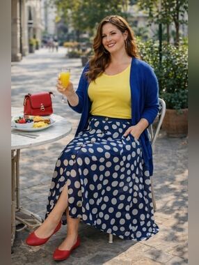 EUC Truly 4 You Polka Dot Blue Skirt Size Medium